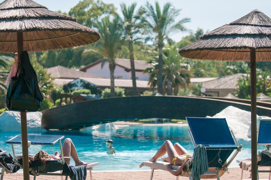 Hotel Garden Beach piscina