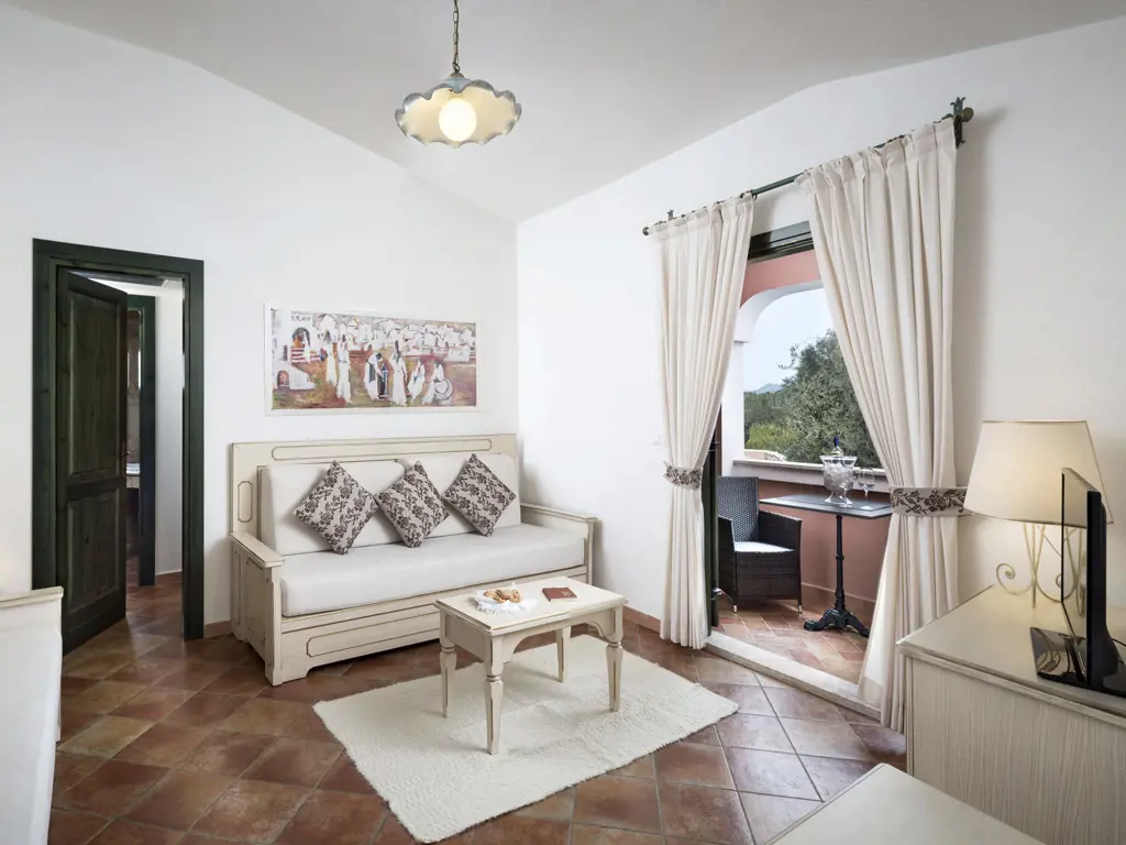 I Giardini di Cala Ginepro 13 giardini-di-cala-ginepro-camera-family-04