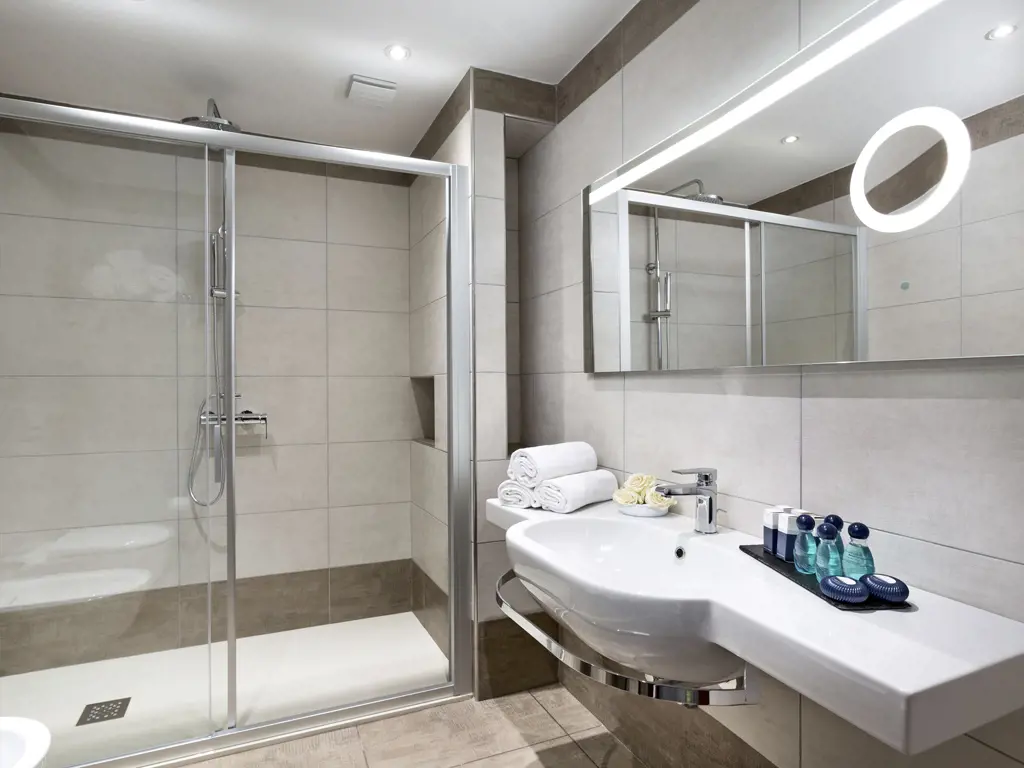 I Giardini di Cala Ginepro 15 giardini-di-cala-ginepro-camera-family-06