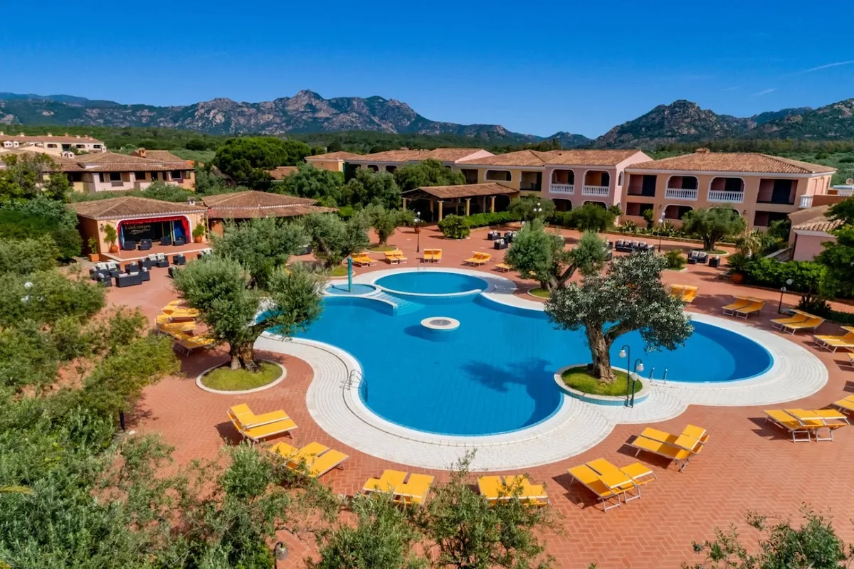 I Giardini di Cala Ginepro 33 giardini-di-cala-ginepro-piscina