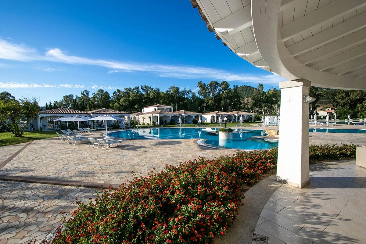 Limone Beach Resort 17 Area piscina Limone Beach Resort