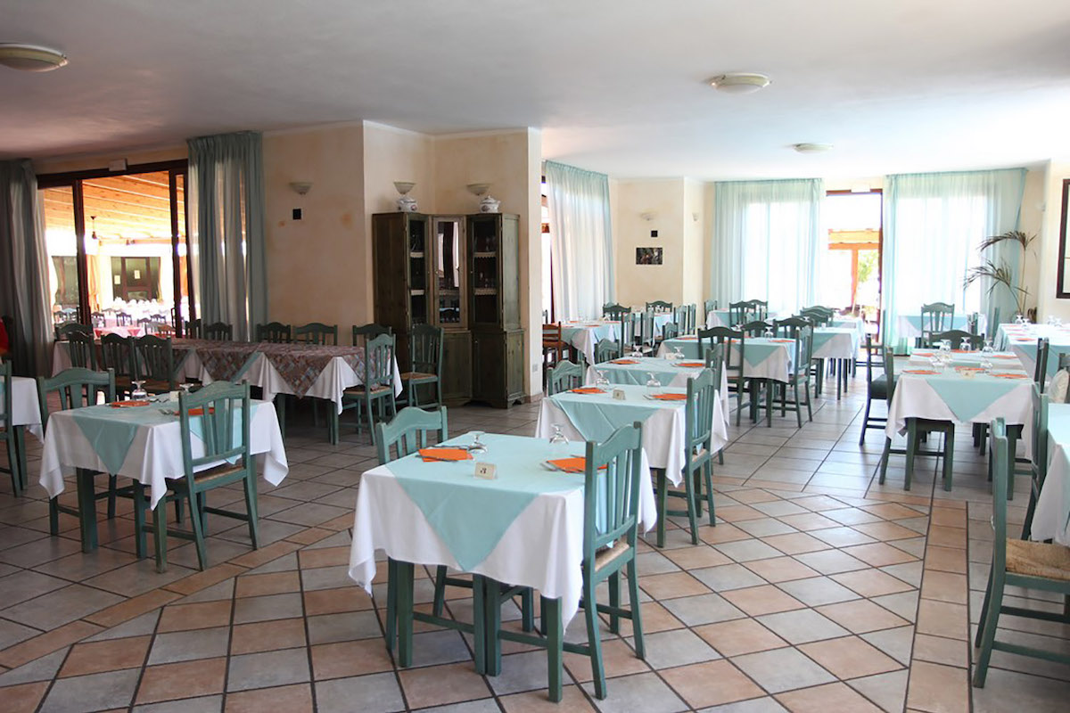 Villaggio Marina Manna 27 villaggio-marina-manna-ristorante-01